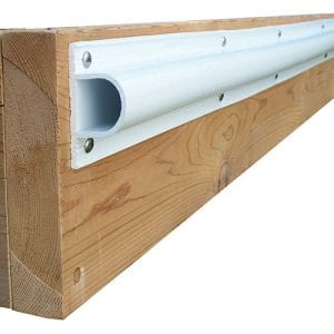 Single D profile in white