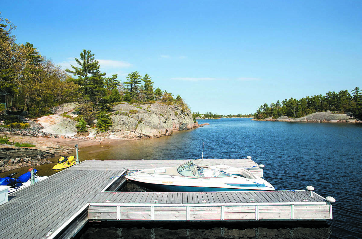 Stationary Dock Hardware